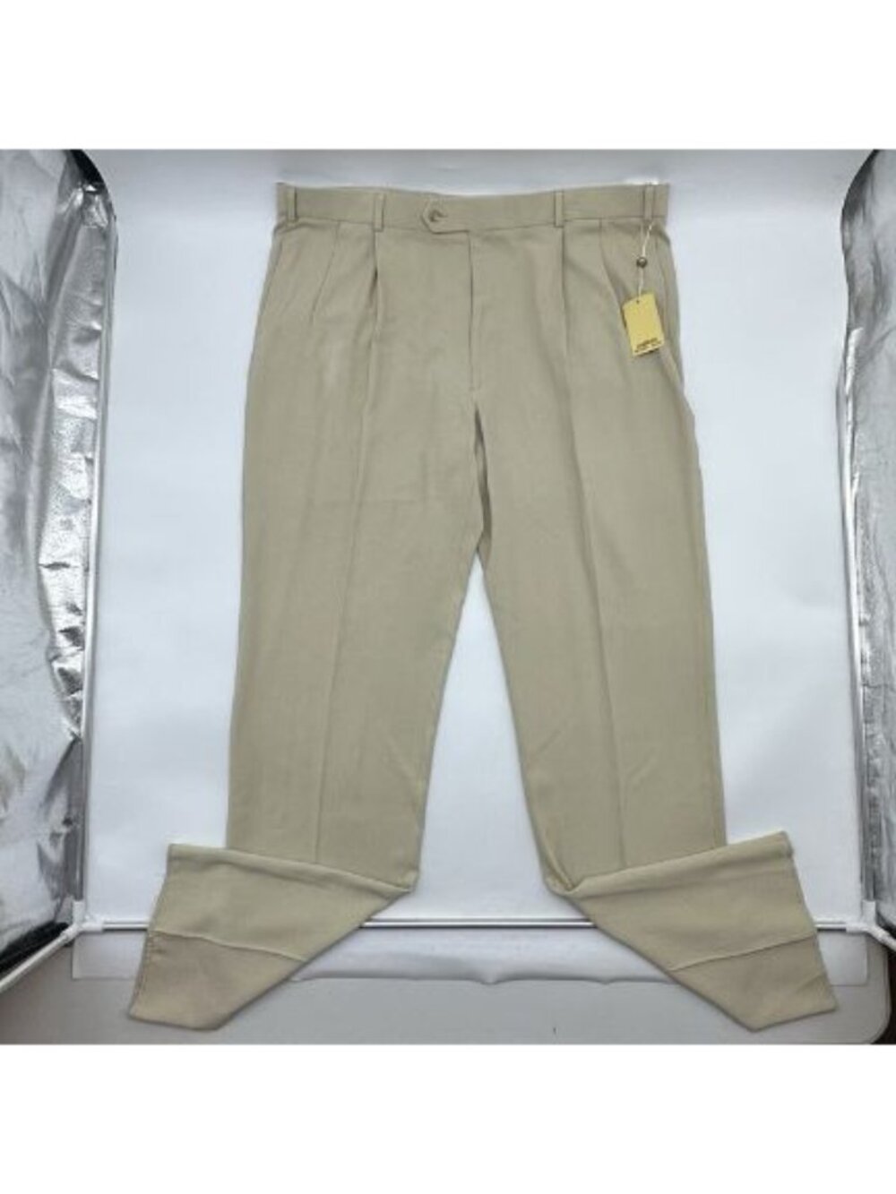 Coconut Grove Mens Size 42 Unfinished Hem Beige 100% Silk Pleated Suit Pants NWT